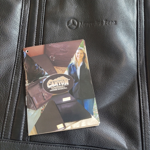 Rare Black Genuine Leather Mercedes-Benz Computer Bag - Picture 6 of 10